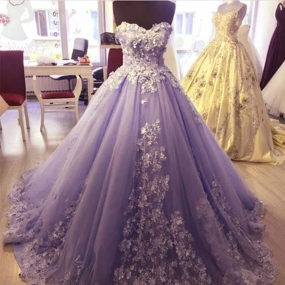 Dive Into Trendy Styles Elegant Lace Appliques Tulle Ball Gowns Quinceanera Dresses long prom dress    cg11800 Feminine Soft - Hued Styles