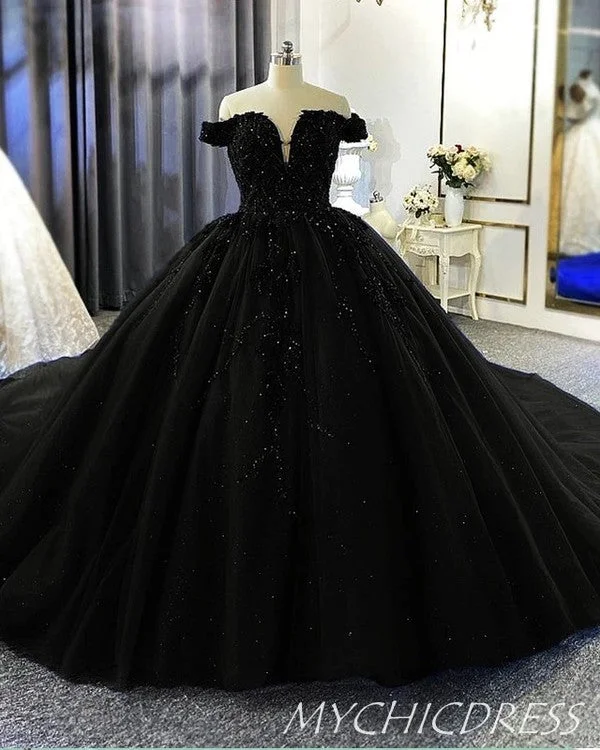 Vintage-Modern Style Offers Off Shoulder Black Wedding Dresses Beaded Ball Gown Gothic Wedding Dress Feminine Soft - Hued Look