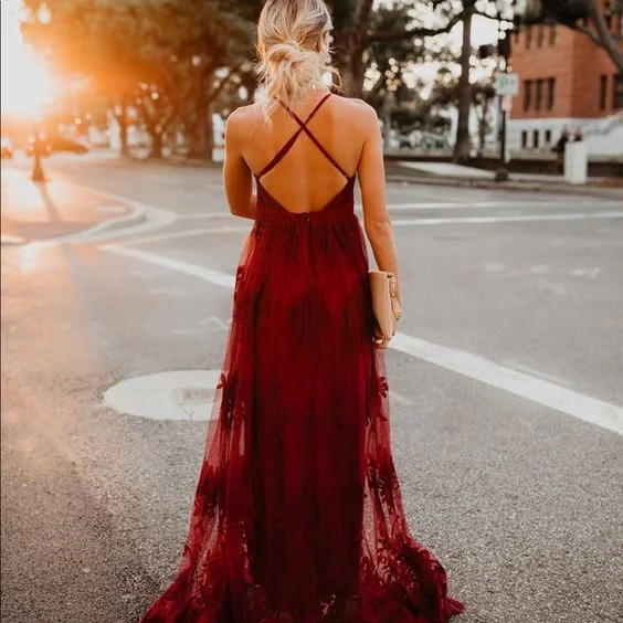 Stylish Statements Burgundy Cheap Prom Dresses,Lace Spaghetti Straps V-Neck Prom Gown Long   cg17220 Effortless Style