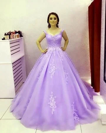 Final Sale Elegant Ball Gown Long Prom Dress with Lace Appliques    cg13054 Minimalist Chic