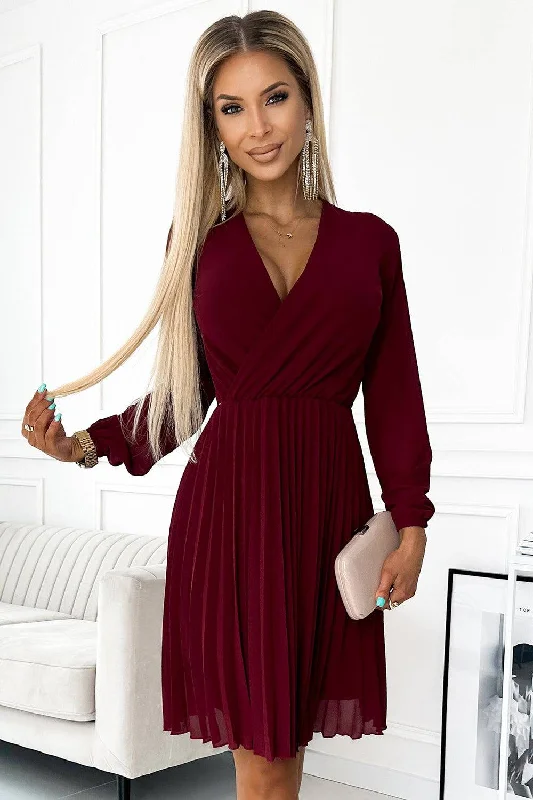 Romantic Fashion Discounts Numoco 313-15 ISABELLE Pleated dress with neckline and long sleeve - Burgundy color Effortless Comfort