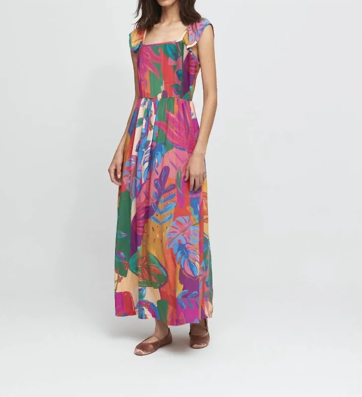 Crazy Discounts, Hurry Up Aurore Maxi Dress In Mlti Seasonal Trend