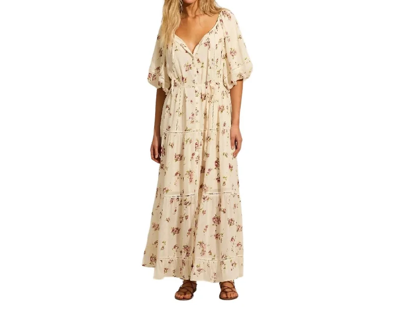 Feminine Luxe Style Sale Alannah Maxi Dress In Ivory Alluring Design