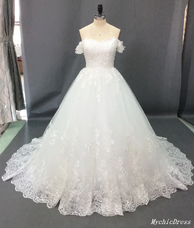 Latest Trends Real Lace Vintage Wedding Dresses UK A Line Off the Shoulder Bridal Gowns Parisian Effortless Chic Style