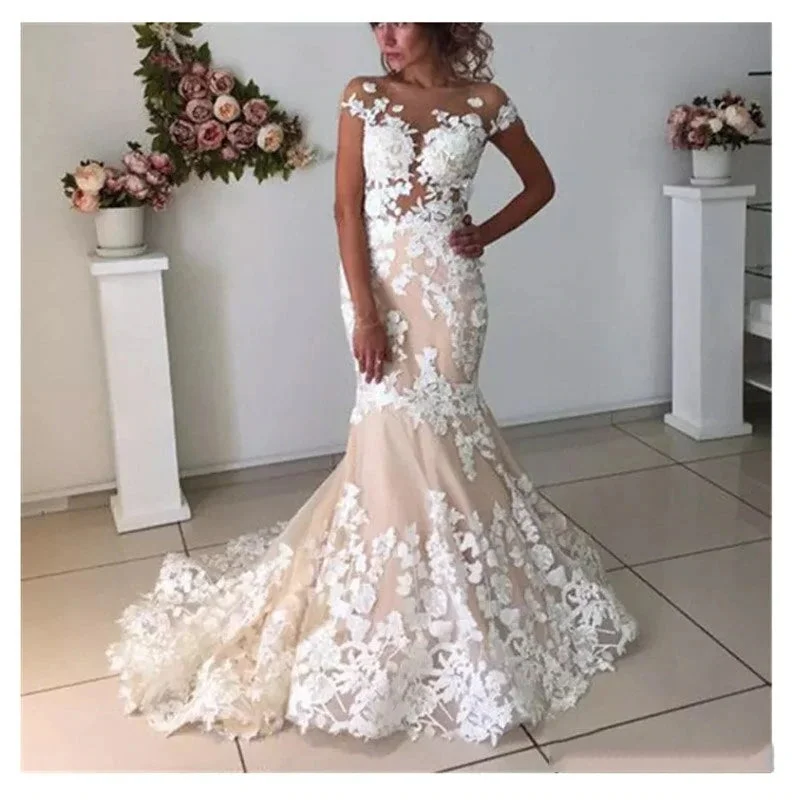 Fresh Fashion Discounts Mermaid Light Pink Wedding Dresses Backless Lace Short Sleeves Bridal Gowns Romantic Detailing