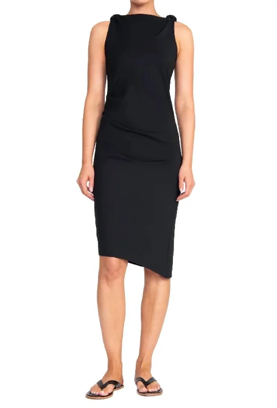 Huge Price Cut Kyal Midi Dress In Black Statement Piece