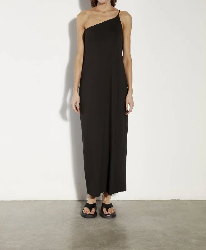 Enjoy Discount Luxe Jersey Asymmetrical Maxi Dress In Black Score Big On Glamorous Red - Carpet Styles